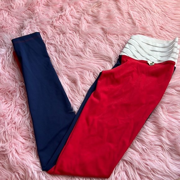 Red, White & Booty (Basic Booty Leggings) - Picture 4 of 7